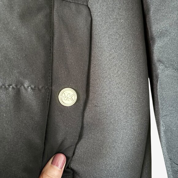 Michael Kors Faux Fur Trim Hooded Black Puffer Coat Size M - Picture 12 of 16